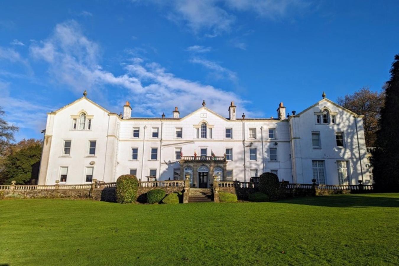 Court Colman Manor Casa de hóspedes Bridgend  Exterior foto
